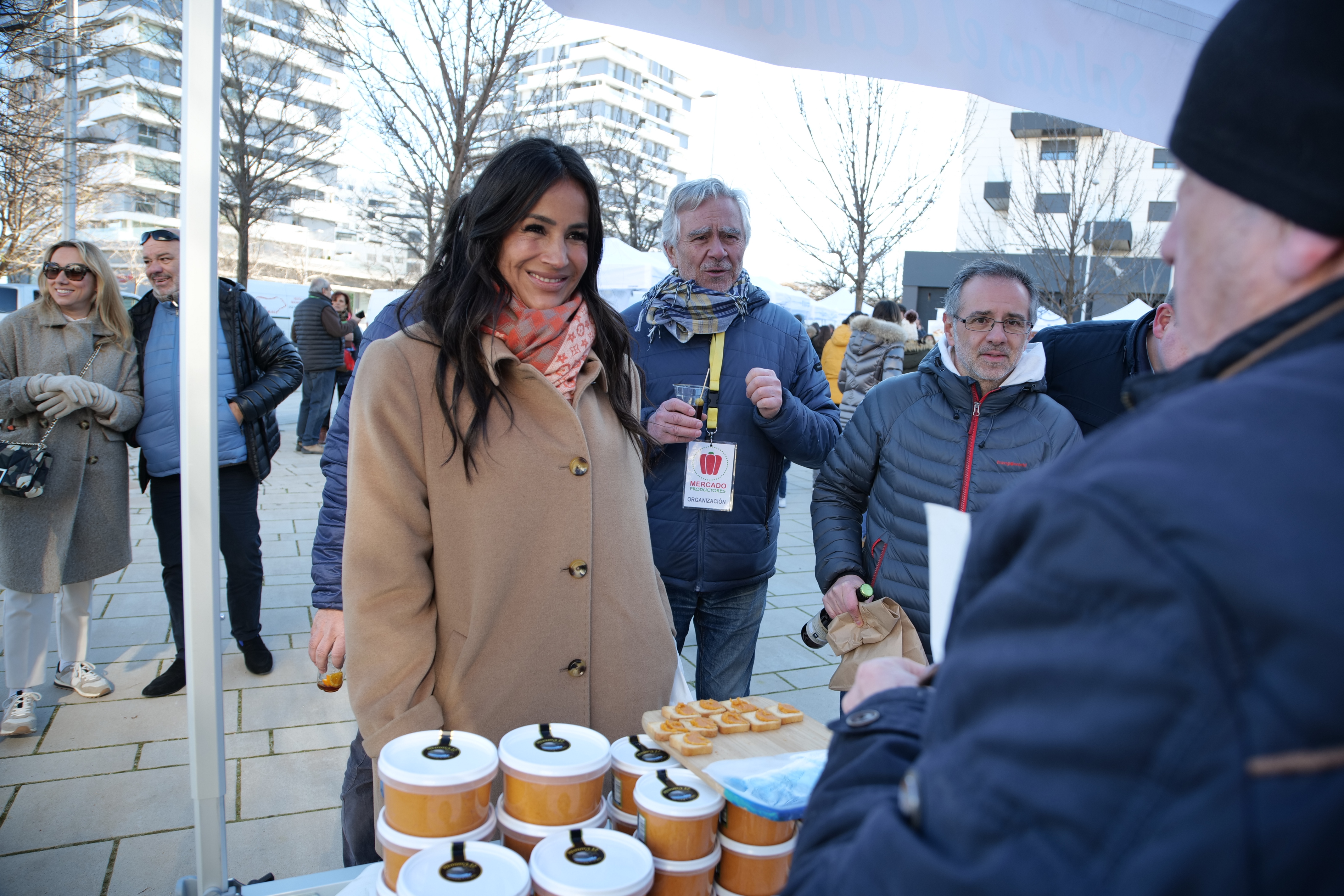 Villac&iacute;s inaugura el Mercado de Productores en Valdebebas (4)